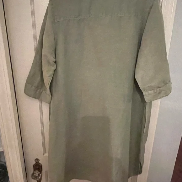Charlie Paige Button-Up Shirt Dress - Sage‎ Green - Picture 2 of 4